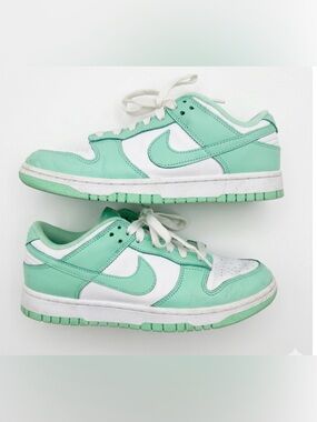 Nike Low-Top Sneakers in Mint and White size 7.5 lY